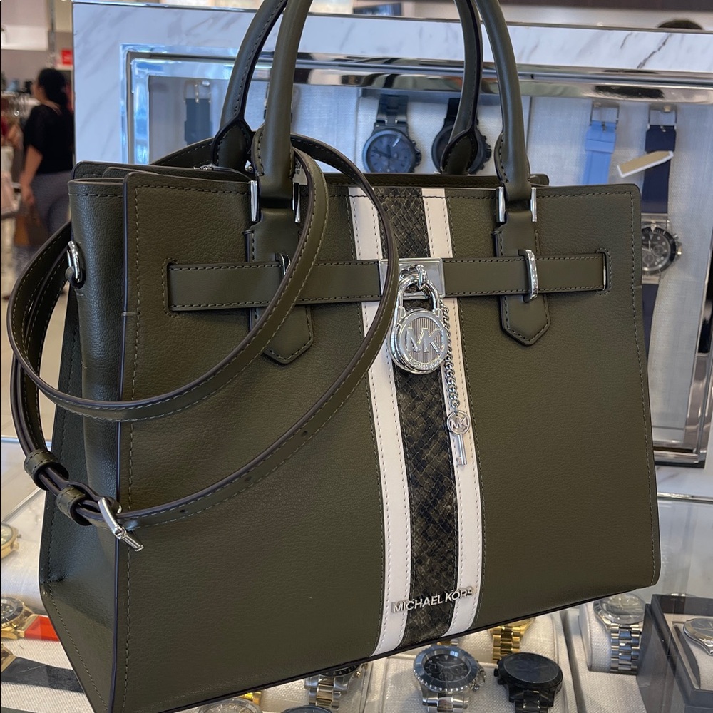 MICHAEL KORS Hamilton Md Leather and Snake Embossed Stripe Satchel
Olive 
NWT - Picture 16 of 16